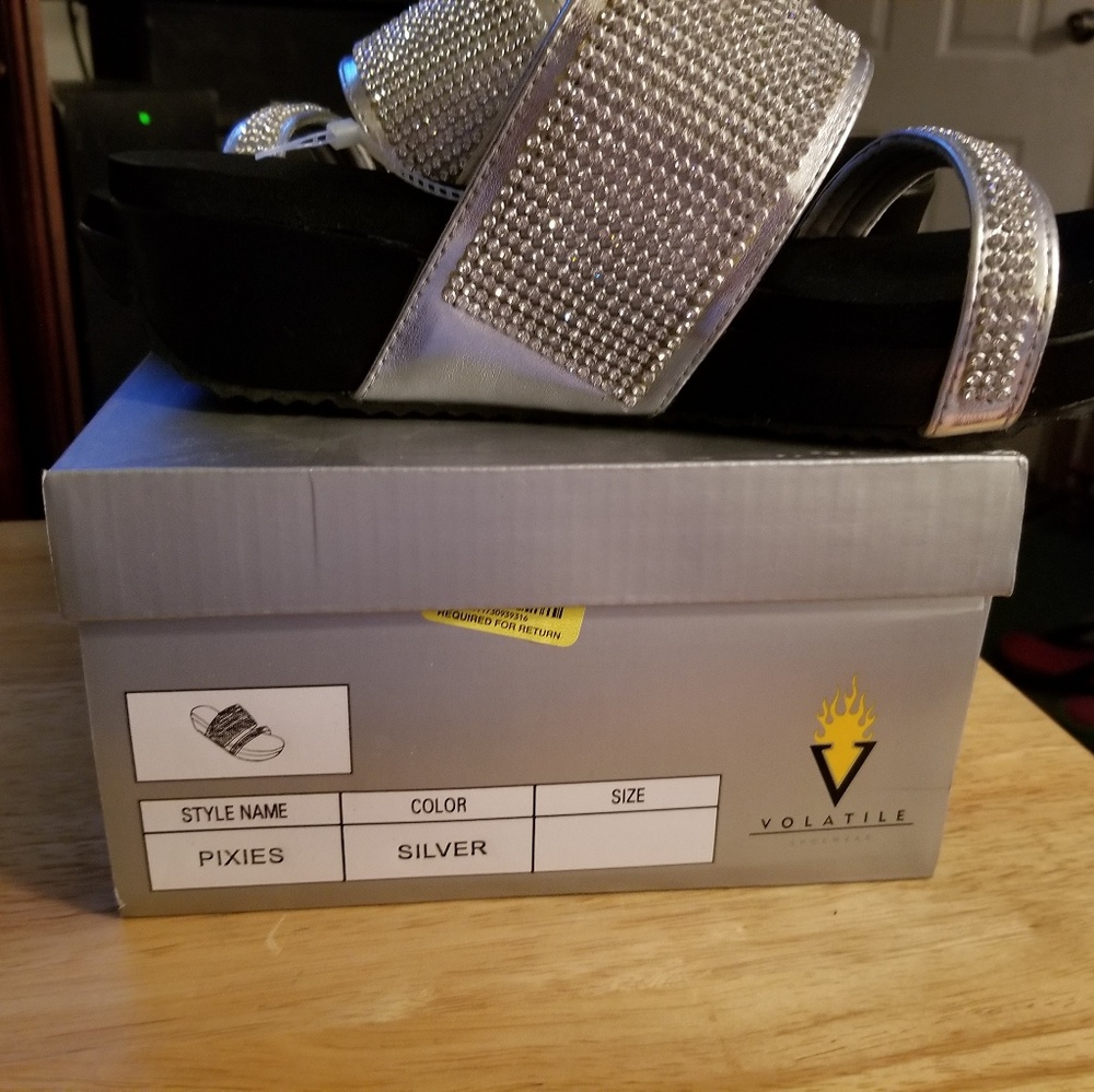 Volatile shoes!
